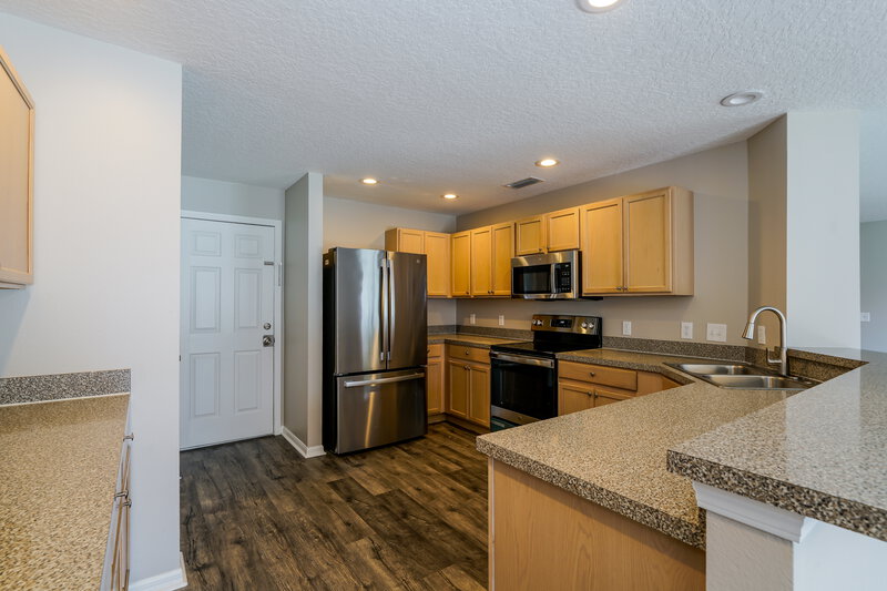 2,390/Mo, 11025 Golden Silence Dr Riverview, FL 33579 Kitchen View
