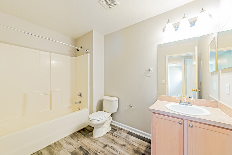2,195/Mo, 11025 Golden Silence Dr Riverview, FL 33579 Bathroom View