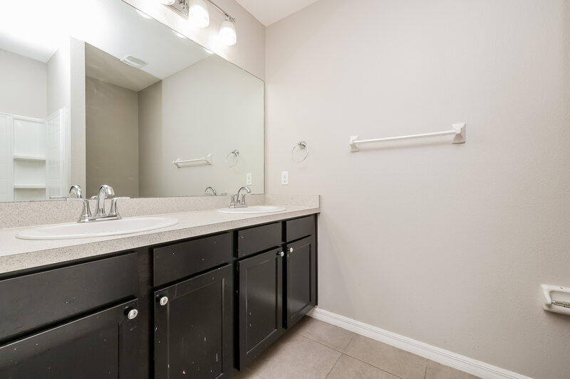 2,140/Mo, 10540 Whispering Hammock Dr Riverview, FL 33578 Main Bathroom View