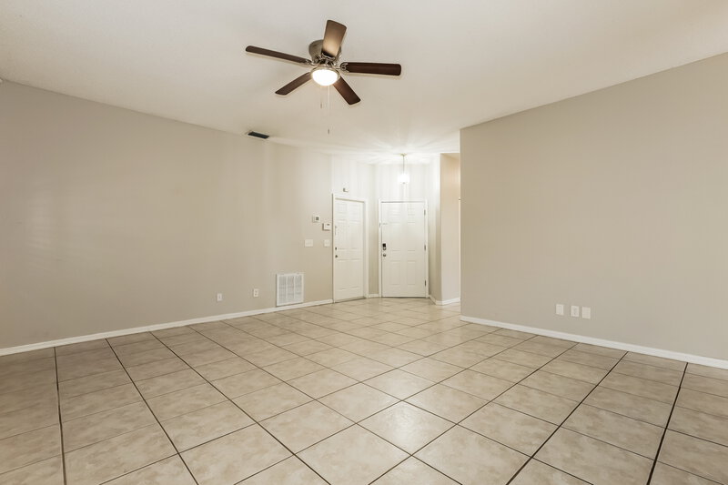 2,155/Mo, 11507 Wellman Dr Riverview, FL 33578 Living Room View