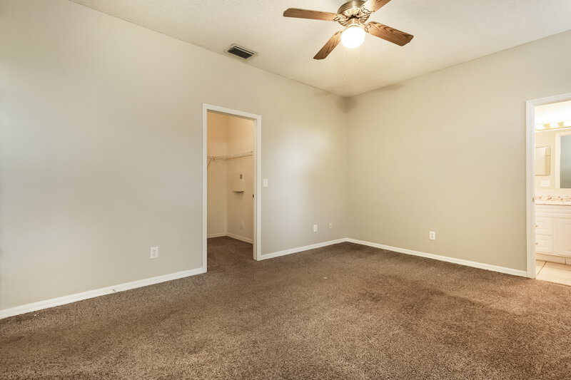 2,155/Mo, 11507 Wellman Dr Riverview, FL 33578 Main Bedroom View 2