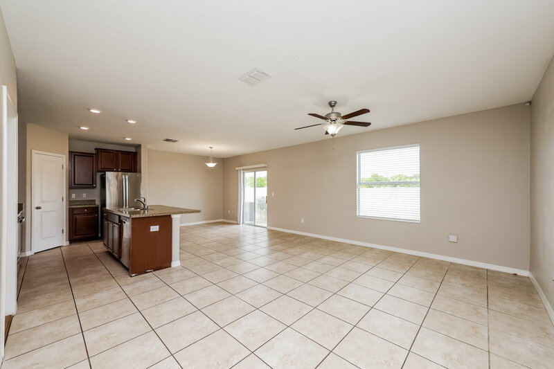 2,320/Mo, 6507 Trent Creek Dr Sun City Center, FL 33573 Living Room View