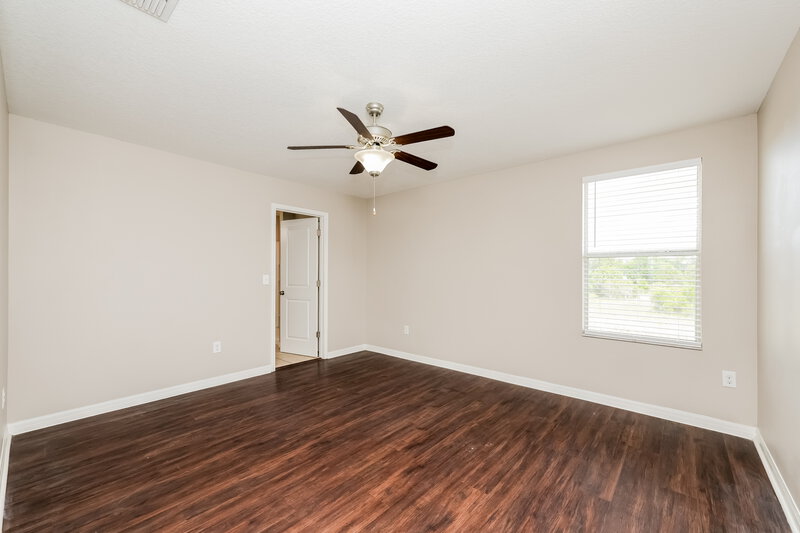2,320/Mo, 6507 Trent Creek Dr Sun City Center, FL 33573 Main Bedroom View