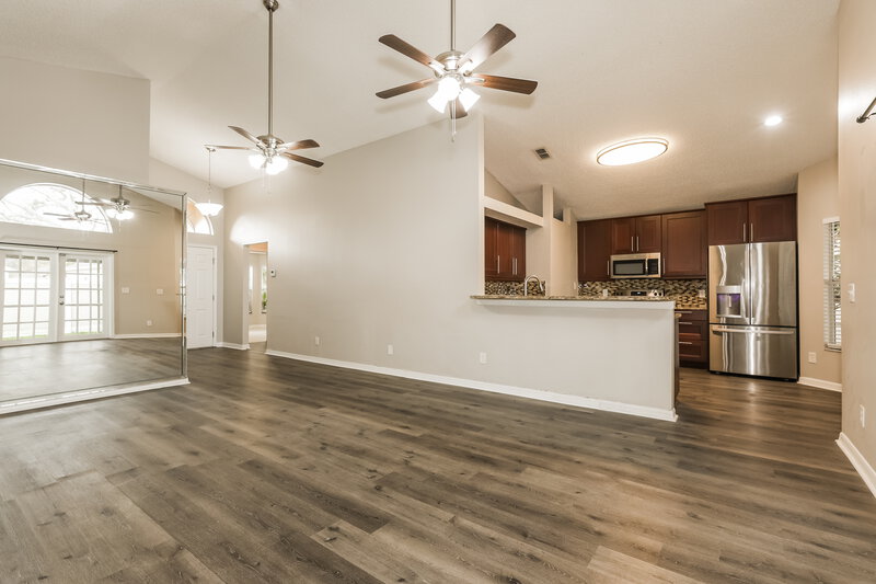 2,035/Mo, 2524 Gotham Way Valrico, FL 33596 Living Room View 3