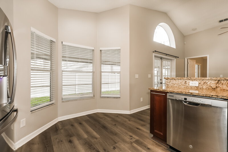 2,035/Mo, 2524 Gotham Way Valrico, FL 33596 Breakfast Nook View