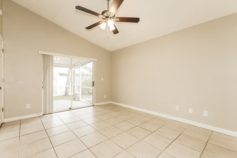 2,035/Mo, 2524 Gotham Way Valrico, FL 33596 Main Bedroom View 2