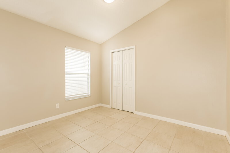 2,035/Mo, 2524 Gotham Way Valrico, FL 33596 Bedroom View 2