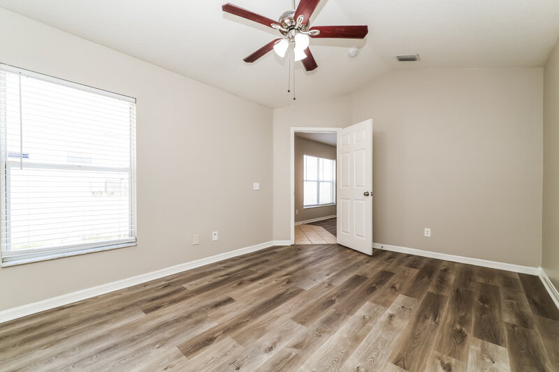 2,430/Mo, 14943 Deer Meadow Dr Lutz, FL 33559 Main Bedroom View