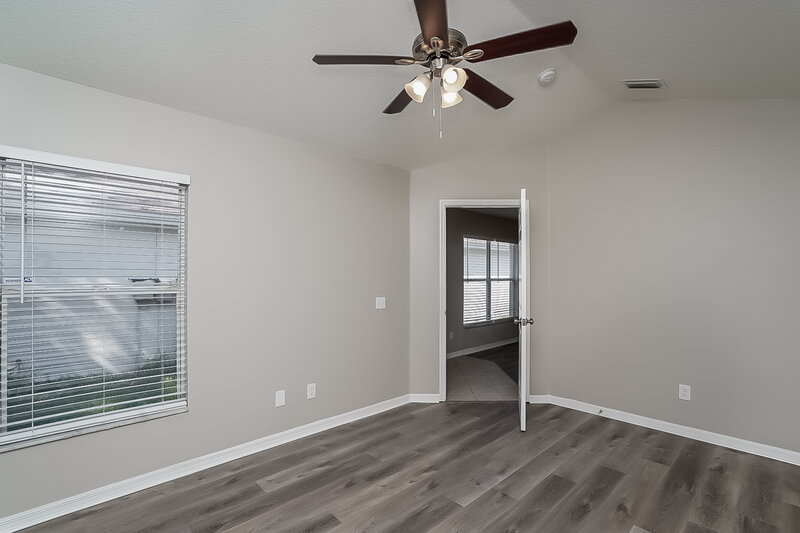 2,530/Mo, 14943 Deer Meadow Dr Lutz, FL 33559 Main Bedroom View 2