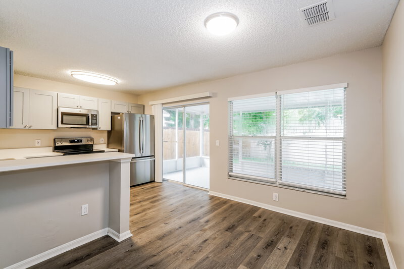 3,590/Mo, 1424 Dew Bloom Rd Valrico, FL 33594 Dining Room View