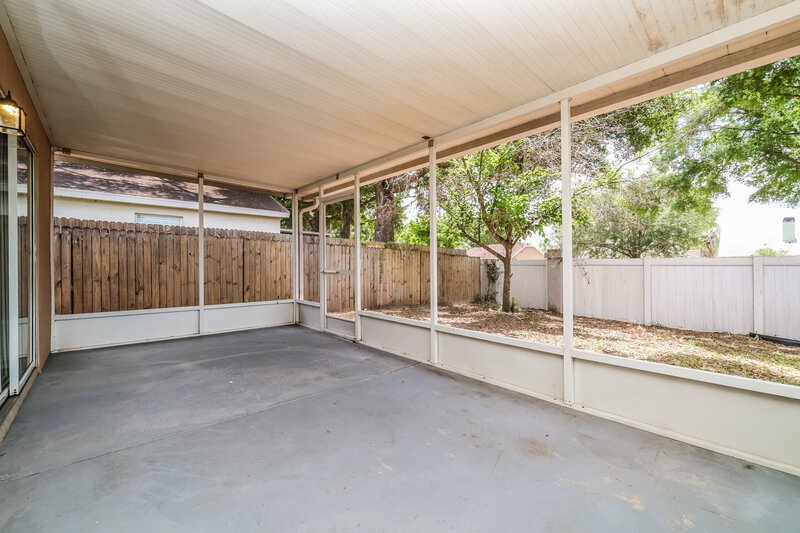 2,310/Mo, 1424 Dew Bloom Rd Valrico, FL 33594 Sun Room View