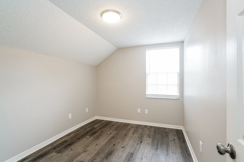 3,590/Mo, 1424 Dew Bloom Rd Valrico, FL 33594 Bedroom View 2