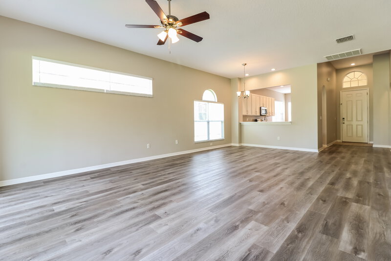 2,390/Mo, 30721 Pumpkin Ridge Dr Wesley Chapel, FL 33543 Living Room View