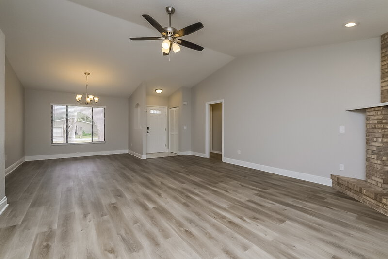 2,465/Mo, 4617 Parkway Blvd Land O Lakes, FL 34639 Living Room View 2