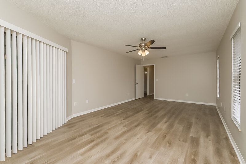 2,465/Mo, 4617 Parkway Blvd Land O Lakes, FL 34639 Main Bedroom View 2