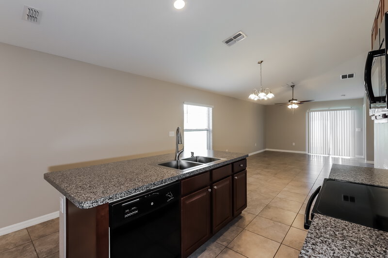 1,930/Mo, 7240 Salt River Ave Sun City Center, FL 33573 Kitchen View 3