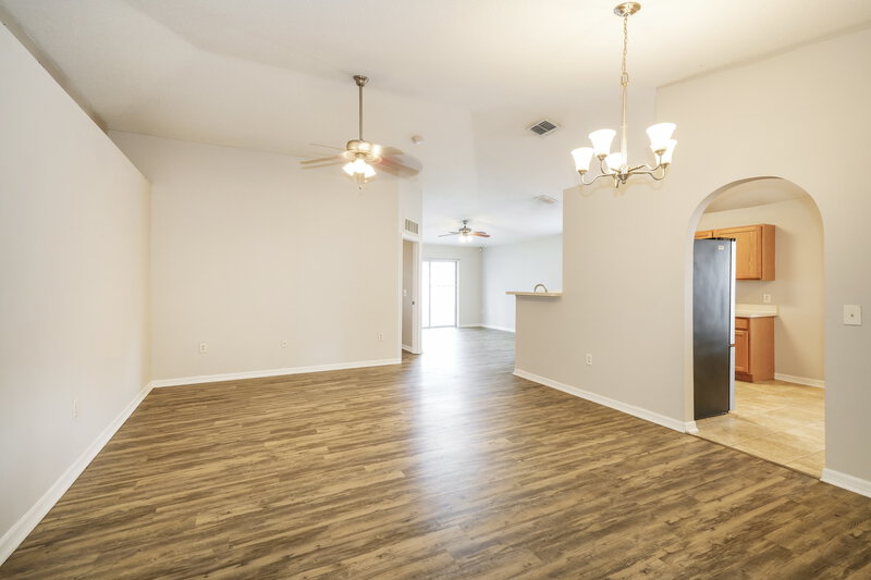 2,255/Mo, 3245 Bellericay Ln Land O Lakes, FL 34638 Living Room View 2