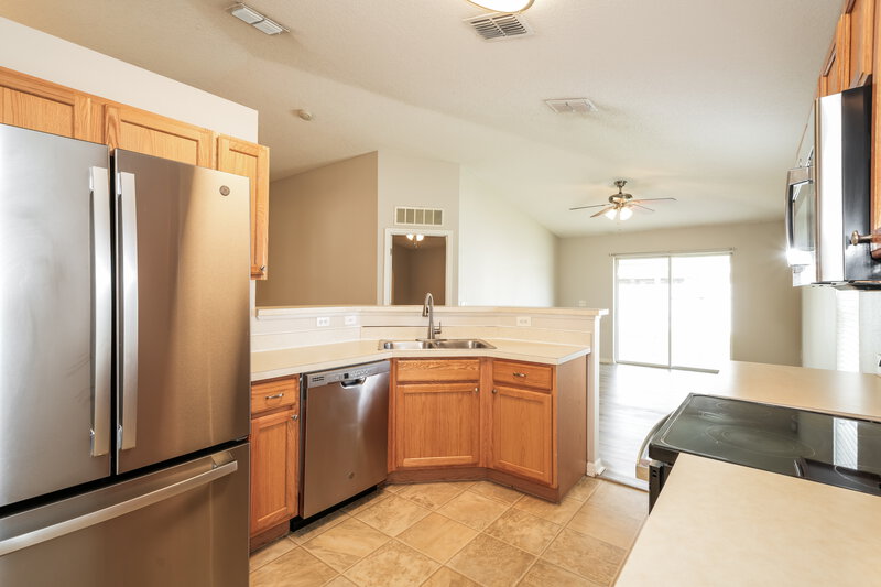 2,255/Mo, 3245 Bellericay Ln Land O Lakes, FL 34638 Kitchen View