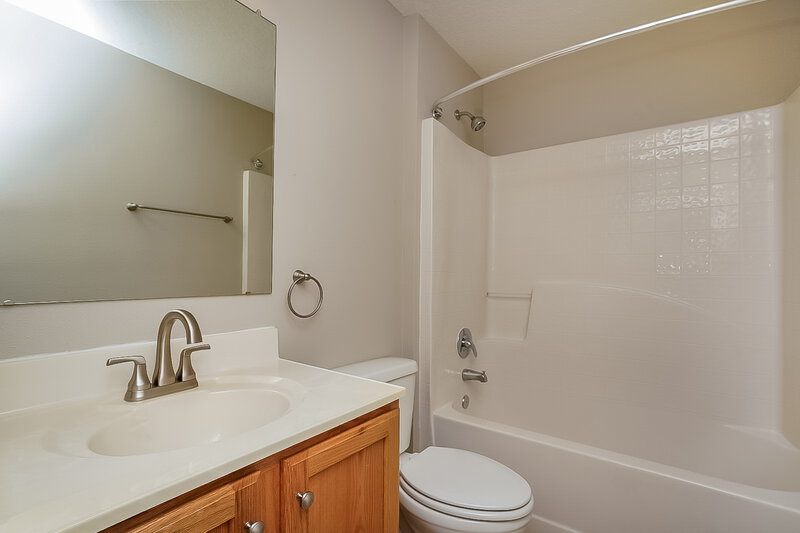 3,650/Mo, 3245 Bellericay Ln Land O Lakes, FL 34638 Bathroom View