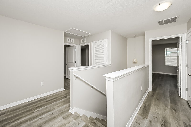 4,040/Mo, 10117 Mangrove Well Rd Ruskin, FL 33573 Landing View