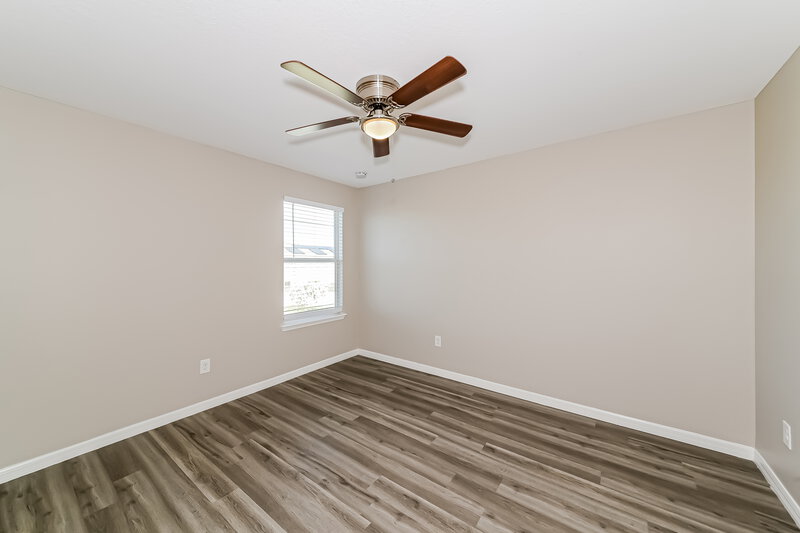 4,170/Mo, 608 19th St NW Ruskin, FL 33570 Bedroom View