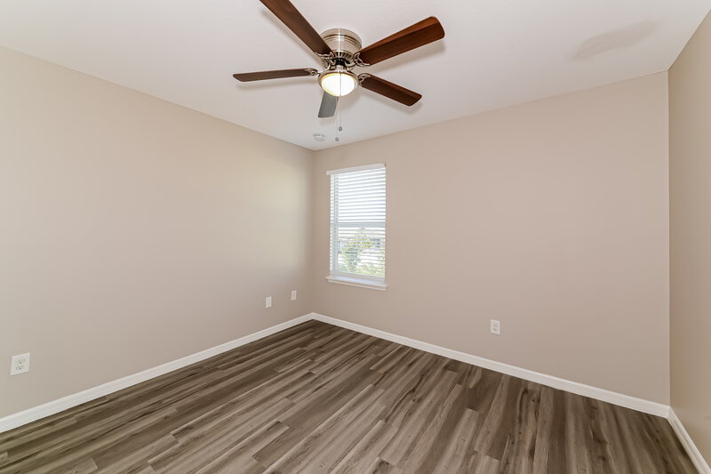 4,170/Mo, 608 19th St NW Ruskin, FL 33570 Bedroom View 3