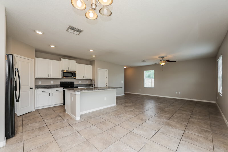 2,425/Mo, 15423 Dark Star Ln Ruskin, FL 33573 Dining Room View