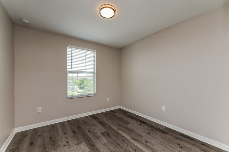 2,425/Mo, 15423 Dark Star Ln Ruskin, FL 33573 Bedroom View 2
