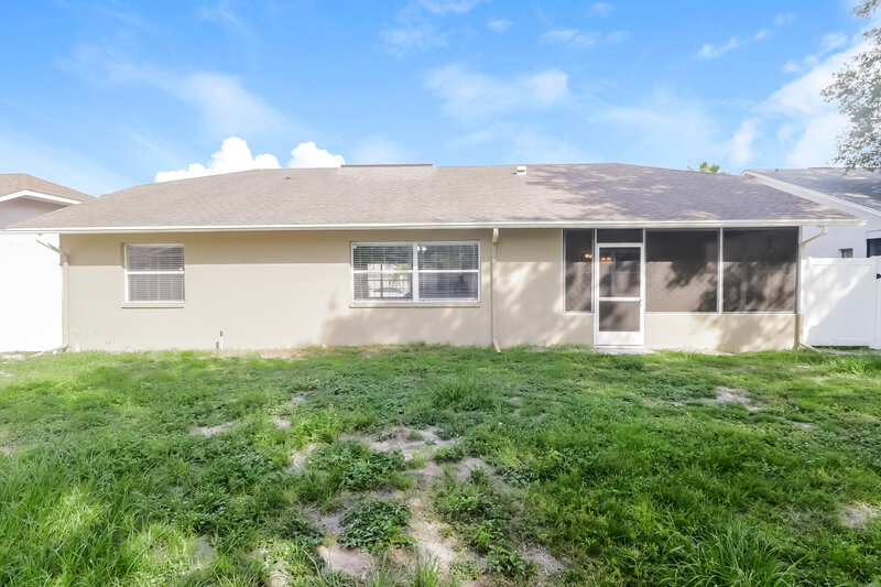 2,260/Mo, 4714 Meadowsweet Ct New Port Richey, FL 34653 Rear View