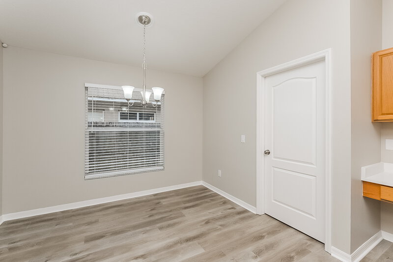 2,615/Mo, 9709 White Barn Way Riverview, FL 33569 Breakfast Nook View