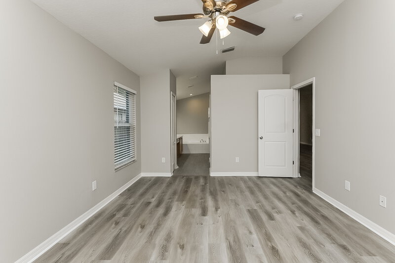 2,615/Mo, 9709 White Barn Way Riverview, FL 33569 Main Bedroom View