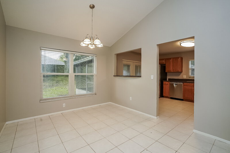 2,590/Mo, 1418 High Knoll Dr Brandon, FL 33511 Dining Room View