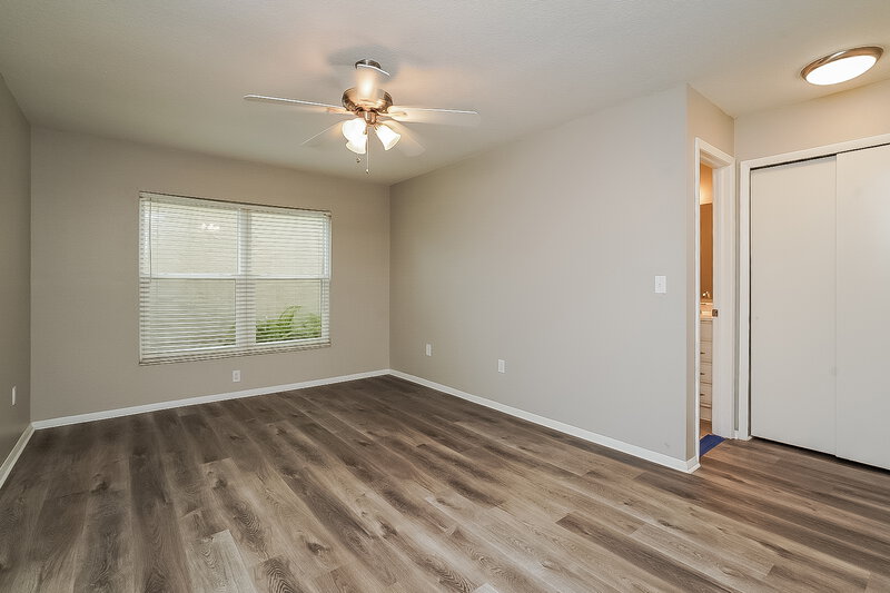 2,590/Mo, 1418 High Knoll Dr Brandon, FL 33511 Main Bedroom View