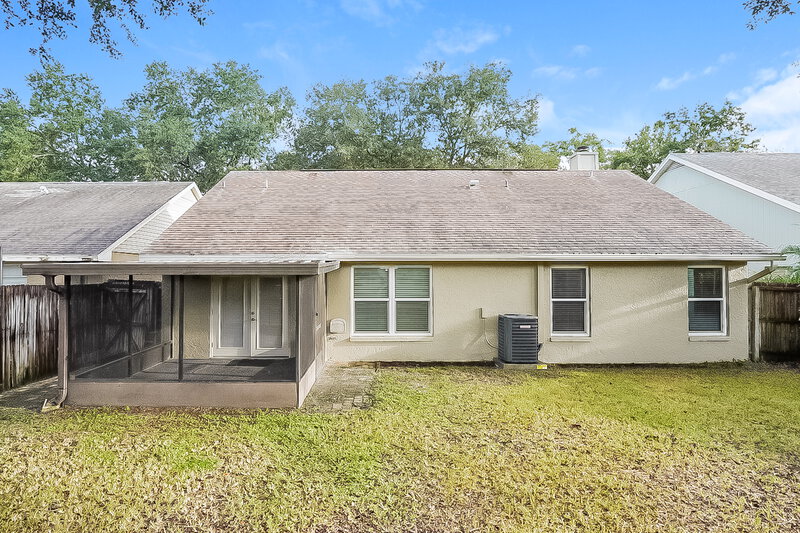 2,590/Mo, 1418 High Knoll Dr Brandon, FL 33511 Rear View