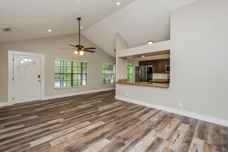 2,415/Mo, 3350 Peterborough Pl Palm Harbor, FL 34684 Living Room View