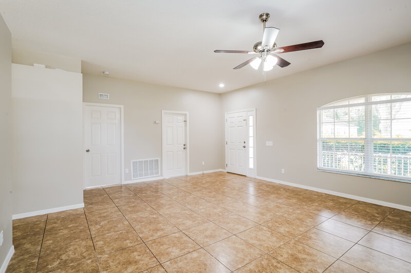2,395/Mo, 2525 Deer Forest Dr Lutz, FL 33559 Living Room View 2