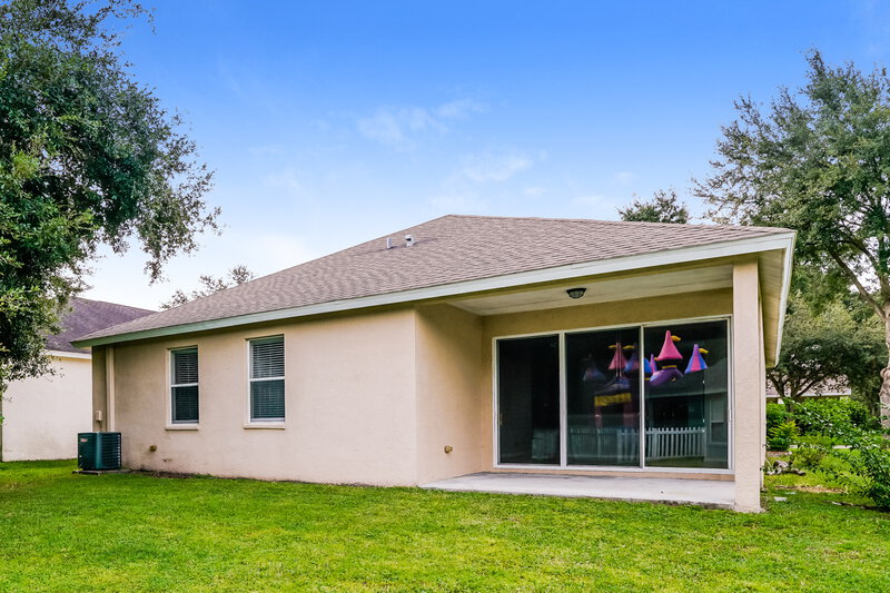 2,395/Mo, 2525 Deer Forest Dr Lutz, FL 33559 Rear View