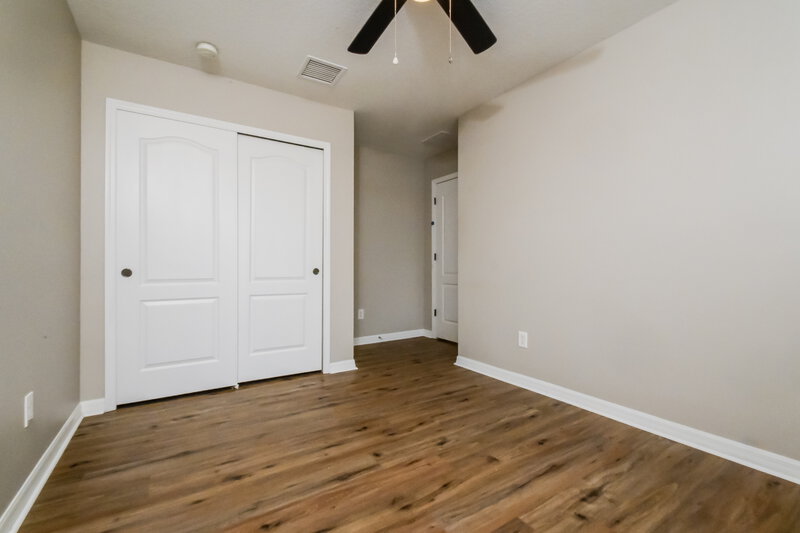 2,015/Mo, 2360 Richwood Pike Dr Ruskin, FL 33570 Bedroom View 2