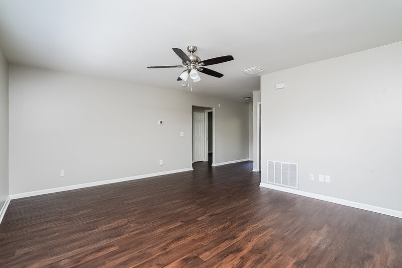 3,920/Mo, 8920 Camino Villa Blvd Tampa, FL 33635 Living Room View 2