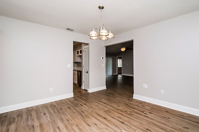 2,590/Mo, 15723 Woodshed Pl Tampa, FL 33624 Dining Room View
