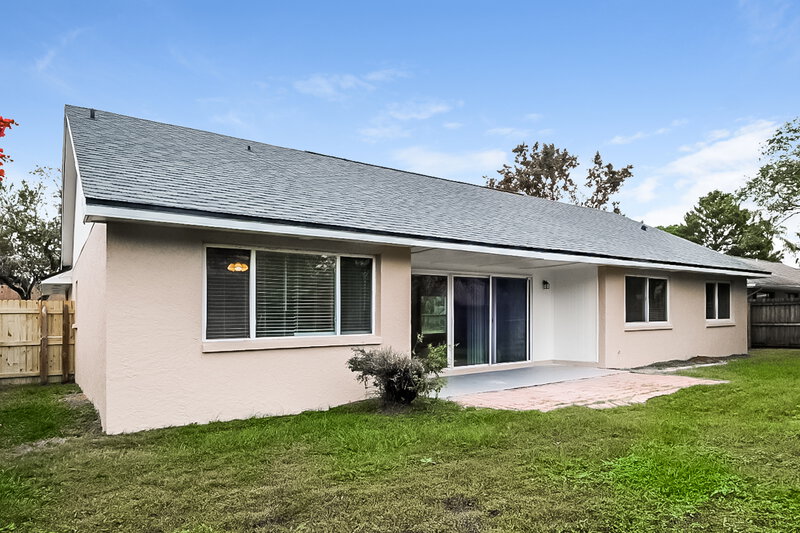 2,590/Mo, 15723 Woodshed Pl Tampa, FL 33624 Rear View