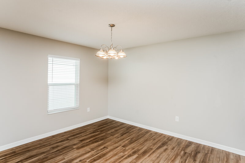 2,415/Mo, 7634 Tangle Rush Dr Gibsonton, FL 33534 Dining Room View