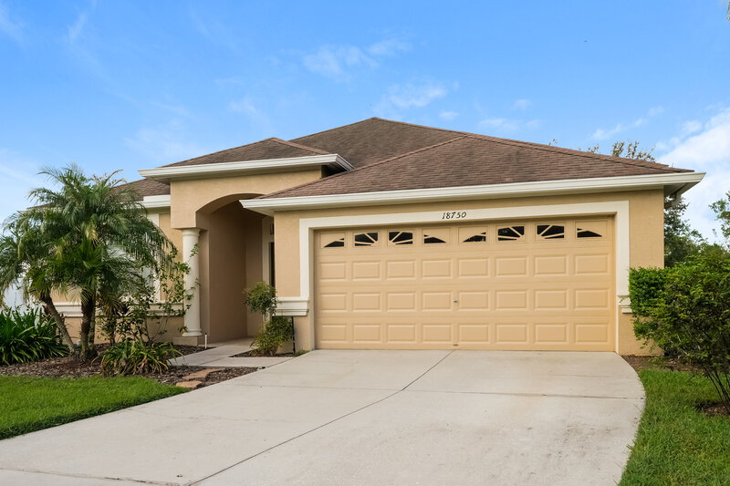 3,930/Mo, 18750 Narimore Dr Land O Lakes, FL 34638 Front View