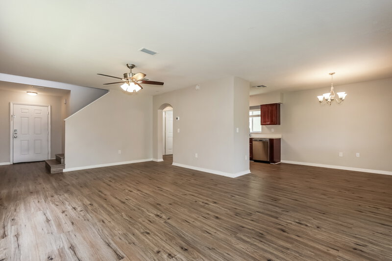 2,245/Mo, 13114 Fennway Ridge Dr Riverview, FL 33579 Living Room View 2