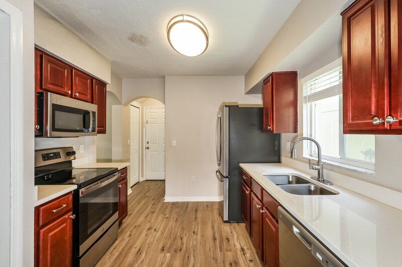 2,245/Mo, 13114 Fennway Ridge Dr Riverview, FL 33579 Kitchen View