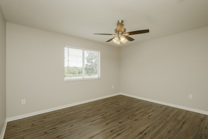 2,490/Mo, 13114 Fennway Ridge Dr Riverview, FL 33579 Main Bedroom View