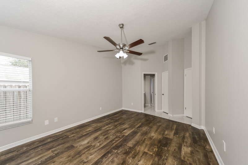 4,200/Mo, 4703 Stove Pl Valrico, FL 33596 Main Bedroom View 2