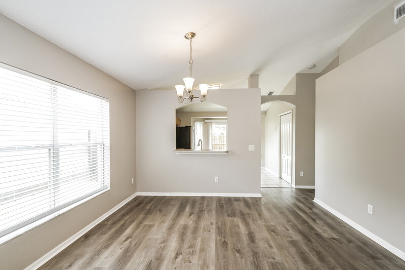 2,110/Mo, 18131 Lembrecht Way Tampa, FL 33647 Dining Room View