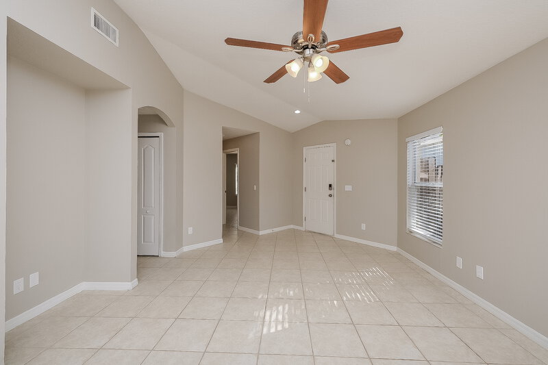 2,090/Mo, 1034 Harvest Moon Dr Seffner, FL 33584 Misc View 2