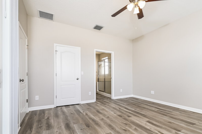 4,000/Mo, 5110 Clover Mist Dr Apollo Beach, FL 33572 Main Bedroom View 2